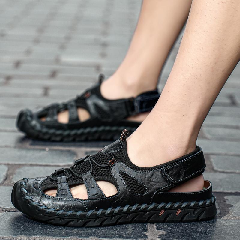Leather Men Water Beach Sandals Summer Outdoor Casual Closed Toe Sports Sandals Non-slip Soft Hiking Wading Sneakers