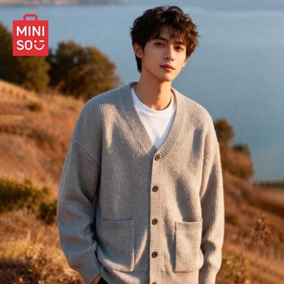 Мужской трикотажный кардиган с V-образным вырезом MINISO