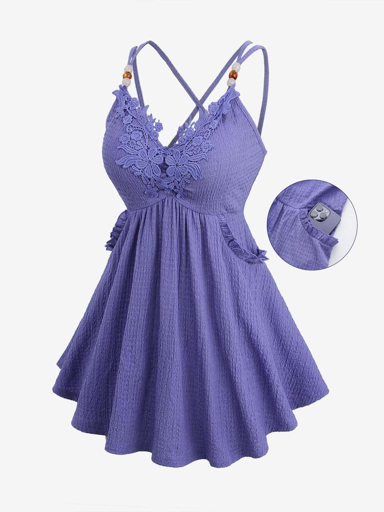 Rosegal Большой размер Цветочная аппликация Текстурированный карман Перекрещенные бретели Однотонный топ-майка