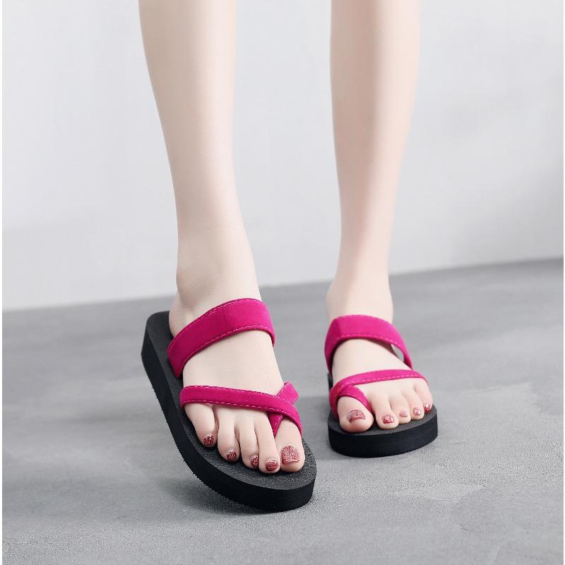 Summer New Toe Flip Flops for Women's Casual Sandals and Slippers, Women's Clip On Beach Shoes, Comfortable Flat Sandals and Slippers