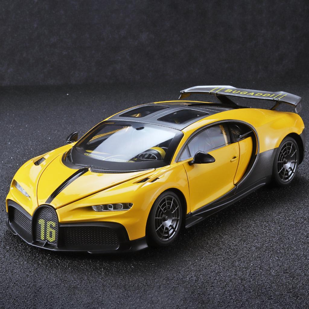 1/18 Scale Bugatti Chiron Alloy Diecast Car Model Presents for Boyfriend Sound & Light Toys for Kids Gifts Super Sportcar Miniatures