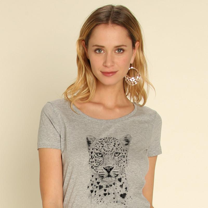 Women's T-shirt - LOVELY LEOPARD