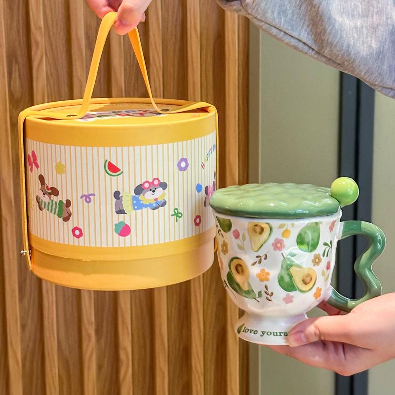 Керамическая кружка высокой ценности с крышкой и ложкой, милая кружка с фруктами для девочки, офисная кофейная кружка, подарок на день рождения
