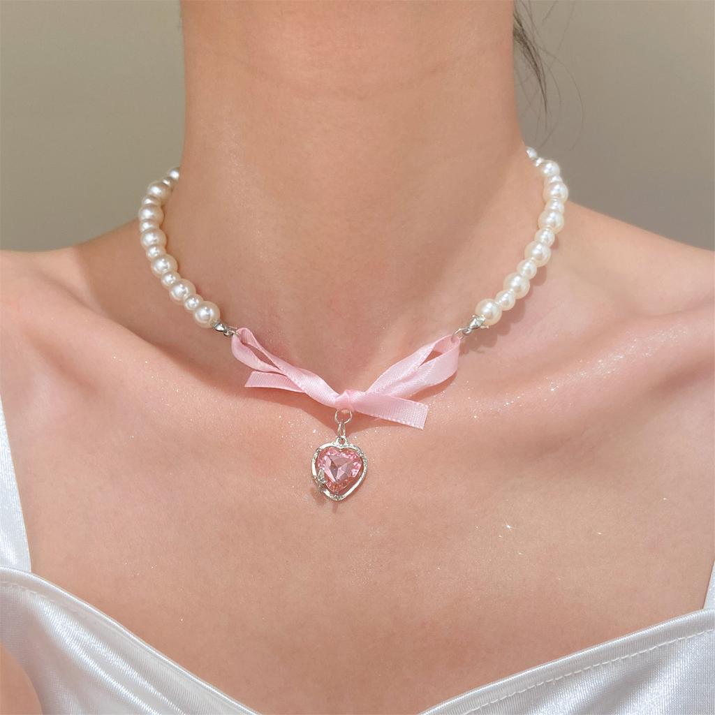 Elegant Heart Bowknot Pearl Pendant Necklace for Women Sweet Versatile Choker Charm Necklaces Fashion Jewelry Gift