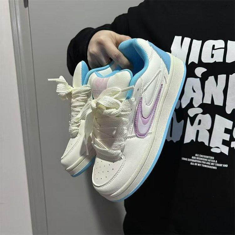 Оригинальные женские туфли в стиле ретро для девочек, не уставшие от ног, обувь для хлеба ins tide 2025, весна, новые туфли для доски, универсальные повседневные