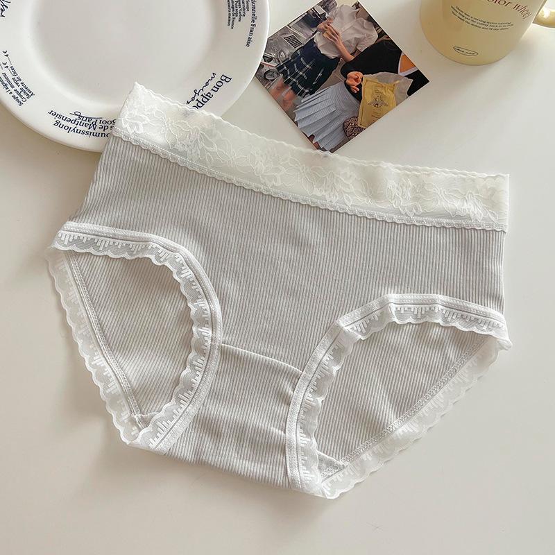 Summer Quick-Drying Antibacterial Cotton Women's Mid-Waist Briefs – Korean & Japanese Style, Comfortable & Breathable.
