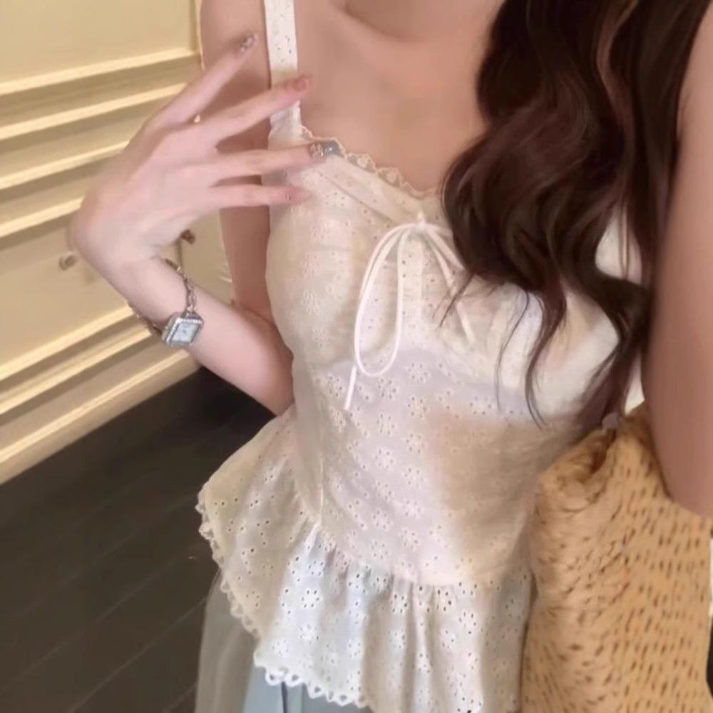 Pure & Sexy Lace Patchwork Lotus Leaf Camisole - Women's Waist-Cinching Sleeveless Vest for Spring/Summer 2025.