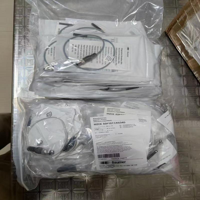 Новый BAUMER ILFK 12P1501/I03 Экранированный Швейцарский Датчик