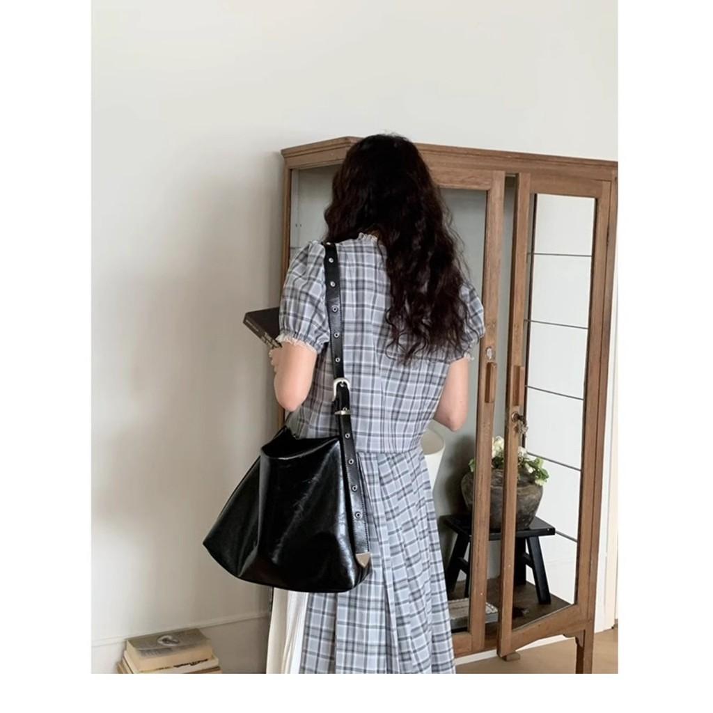 IELGY Korean Version of Soft Leather Commuter Shoulder Bag, Black Fashion Versatile Large-capacity Tote Bag, Messenger Bucket Bag