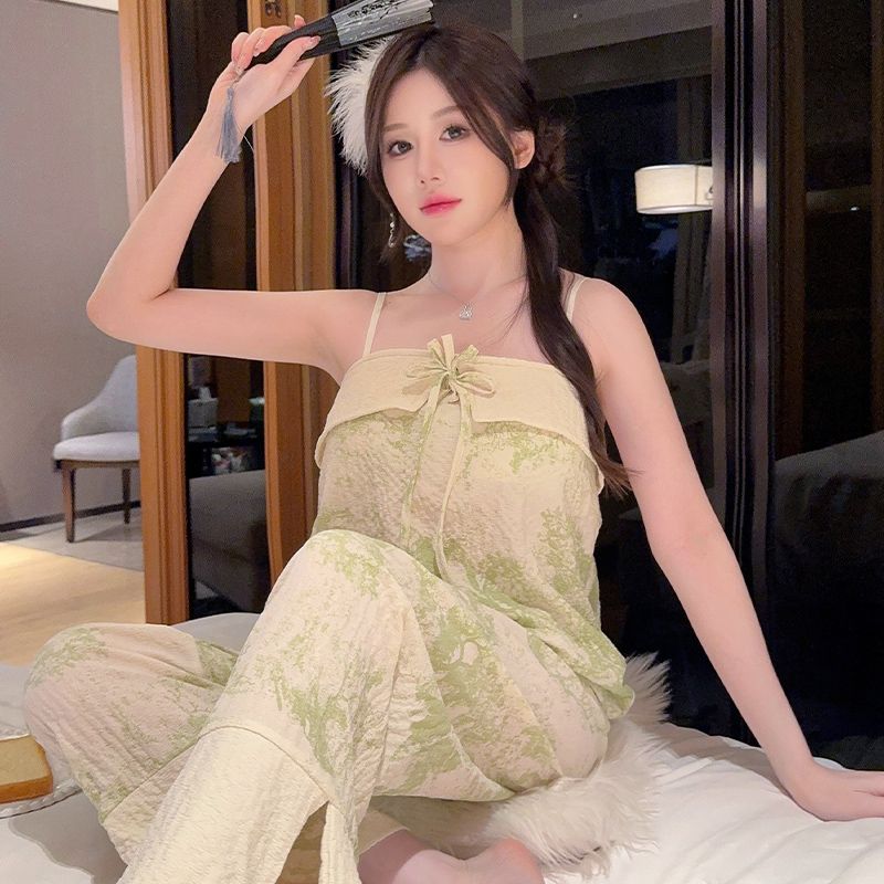 Summer Chinese Feng Shui Ink Painting High Beauty Home Fury Set for Girls with Chest Pads and Hanging Pajamas