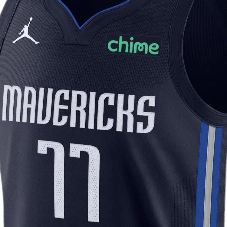Air Jordan x NBA 23/24 Dallas Mavericks Jersey 'Luka Doni 77' Men's CV8849-423