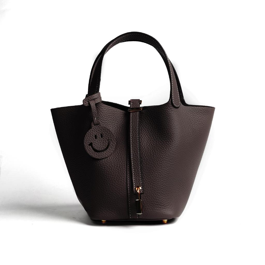 Женская летняя сумка-тоут из коровьей кожи ТОГО на 2025 год