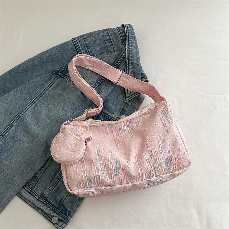 Unique Street Style Tote Bag For Women With Ample Storage Perfect For Summer Outings