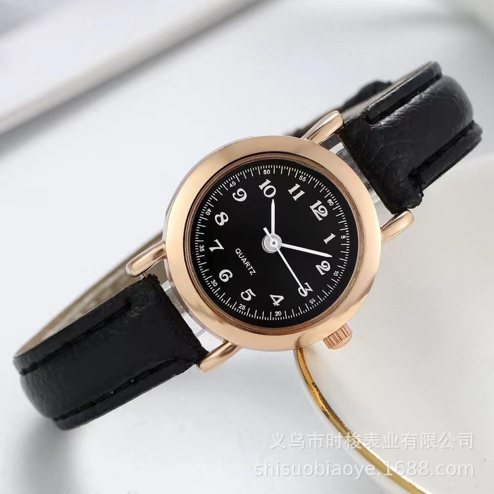 Fashionable decorative watch Female Student Simple Exquisite Temperament Small Dial Korean Artistic Retro Leather Quartz Watch