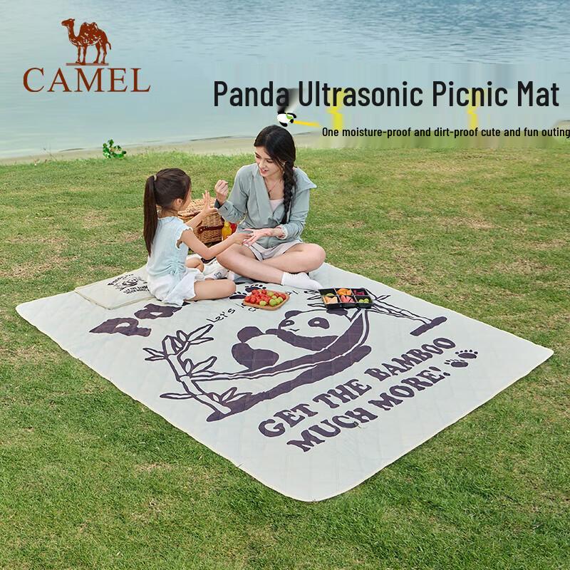 CAMEL P637 Thickened Waterproof Outdoor Picnic Mat