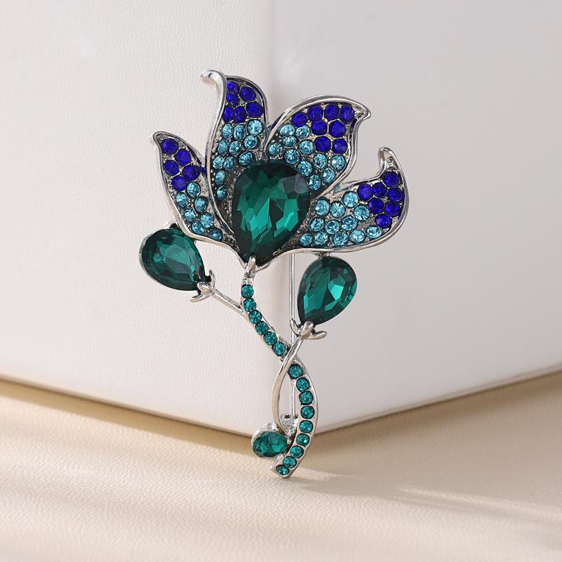 Creative Flower Brooch Versatile Scarf Buckle Anti-Exposure Buckle Corsage Brooch Women'S Accessories