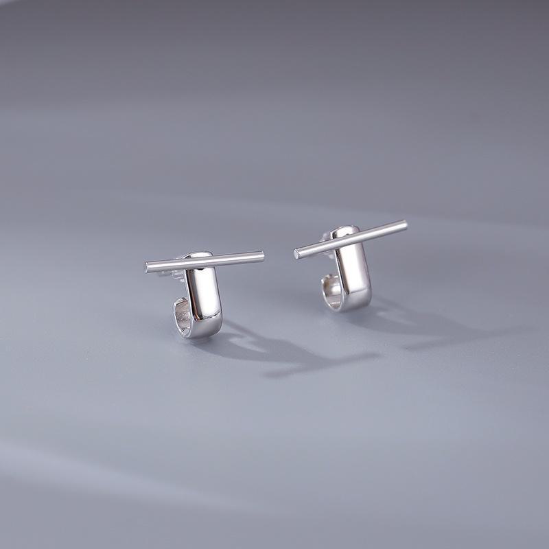 U-образные серьги Banyan Tree из серебра 925 пробы – нежный женский дизайн в холодном стиле