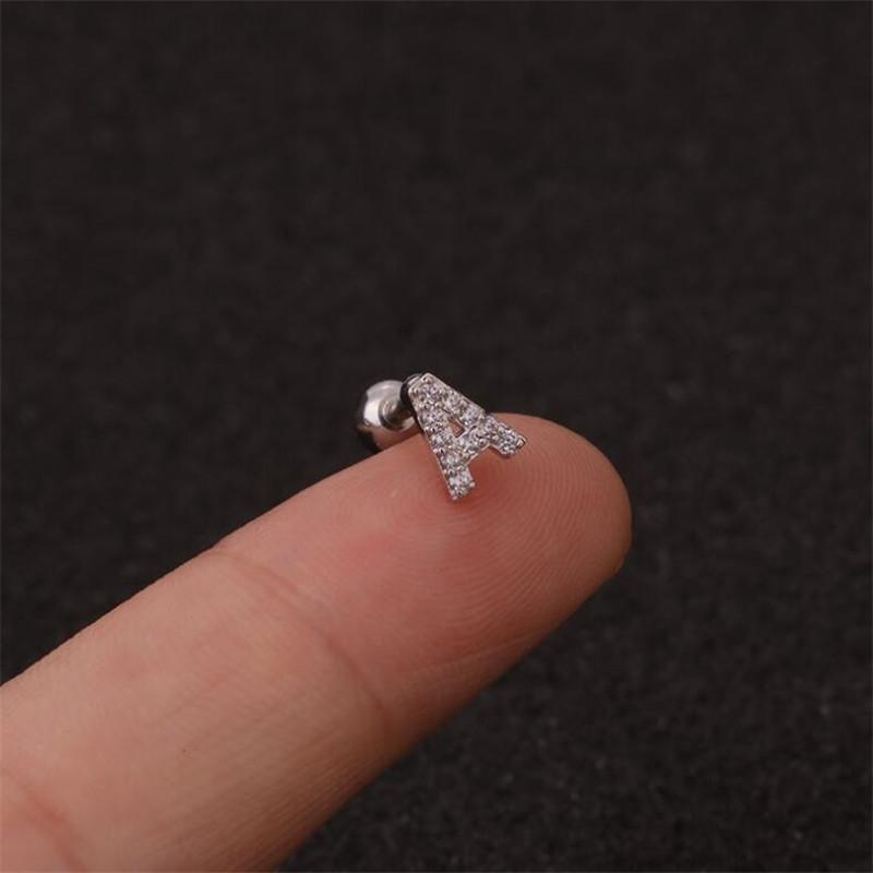 1 шт./пакет, 26 английских начальных букв, кубический цирконий, серьги-гвоздики из нержавеющей стали, серьги для хряща, спиральные ювелирные изделия для пирсинга