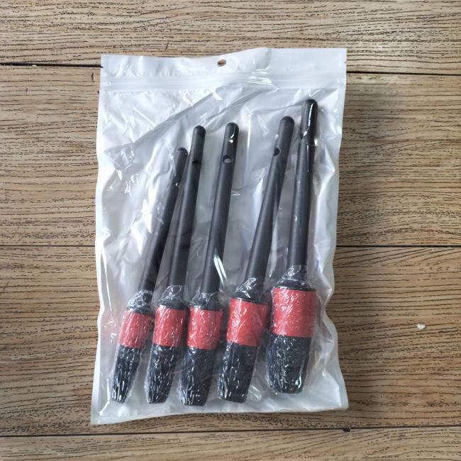 Набор из пяти щеток для мойки автомобиля с заостренной щетиной и мягким шелковистым ворсом для ухода за автомобилем.