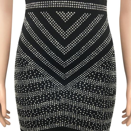 Женское вечернее платье с глубоким V-образным вырезом и бретелью через шею, в полоску, с мерцающим декором из страз