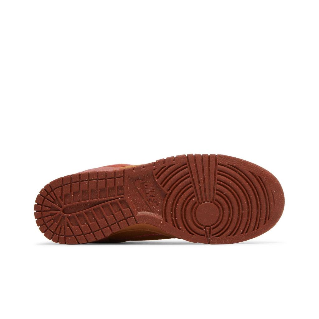 Nike Womens Dunk Low Disrupt 2 'Desert Bronze' (women's sizes) Desert Bronze / Rugged Orange / Canyon Rust / Pink Prime Skate Shoes DH4402 200