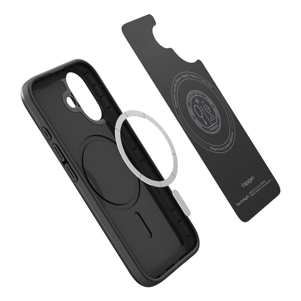 Etui Spigen Thin Fit MagSafe na iPhone 17 - czarne