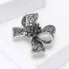 Popular Retro Alloy Rhinestone Bow Brooch Luxury Exquisite Ladies Clothing Brooch Ornament Pin