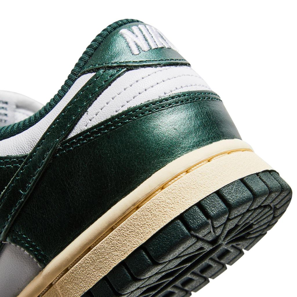 Nike Womens Dunk Low 'Vintage Green' (women's sizes) White / Pro Green / Coconut Milk Skateboard Shoes DQ8580 100
