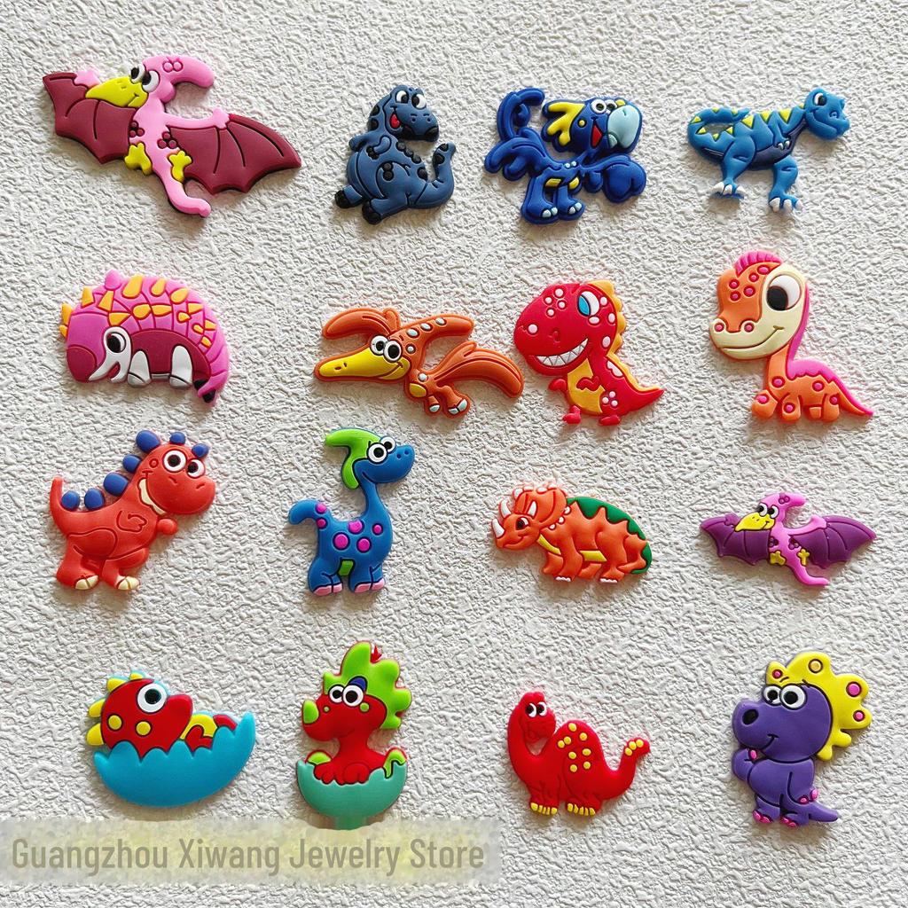 Аксессуары для динозавров из мультфильмов своими руками: Подвески для обуви, чехлы для телефонов и магниты