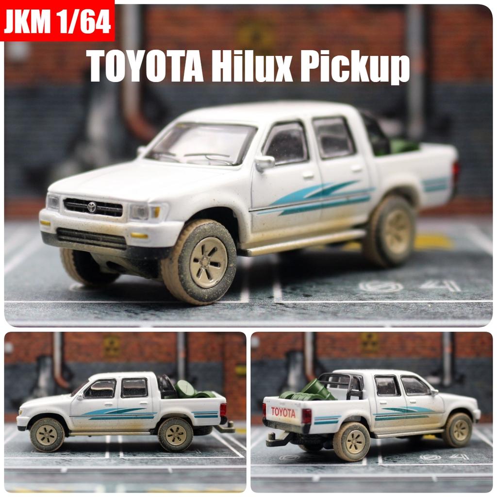 1/64 TOYOTA Hilux Pickup Truck Miniature Toy Car Vehicle Premium Model Free Wheels Diecast Metal Alloy Collection Gift