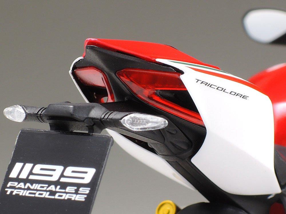 TAMIYA 1/12 Ducati 1199 Panigale S Tricolore Motorcycle Model Kit No.132, Plastic Scale Model 14132
