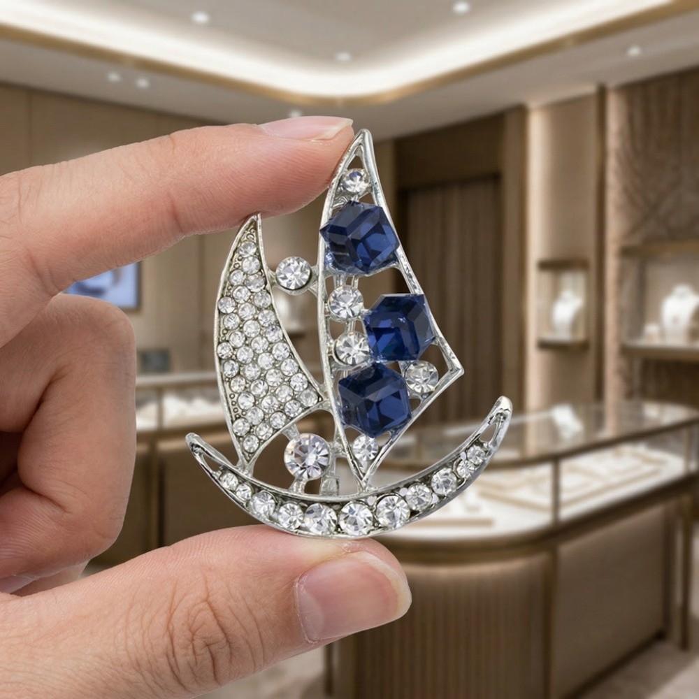 Zinc Zinc Alloy Rhinestone Sailboat Brooch Boat Badge Suit Lapel Pin Suit Collar Pin  Jewelry Accessories