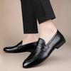 Fashion 2025 New Fashion Men Genuine Leather Flat Loafers Commute Slip-on Business Shoes Solid Casual Leather Simple Soft Bottom Shoes