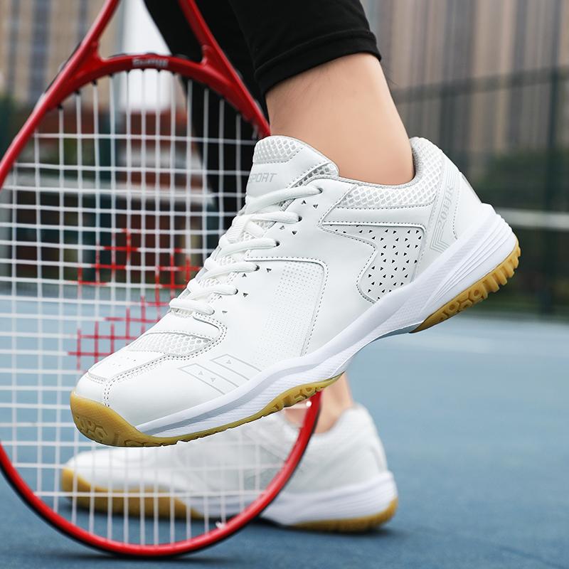 Fashion Men Badminton Shoes Outdoor Sneakers Gym Tennis Trainers Volleyball Table Tennis Sneakers Casual Breathable Sports Shoes Couple
