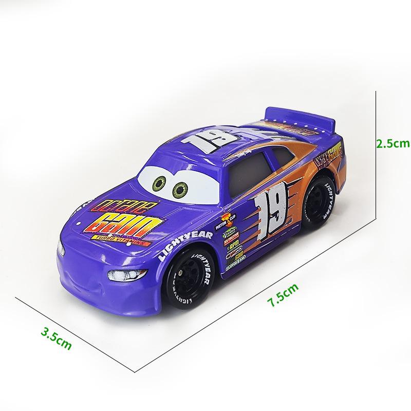 Disney Pixar Cars No.95 Молния Маккуин Модель автомобиля Металлические игрушки и хобби Для детей Для мальчиков Для малышей и детей Дети Подарок на день рождения Игрушечные машинки и поезда