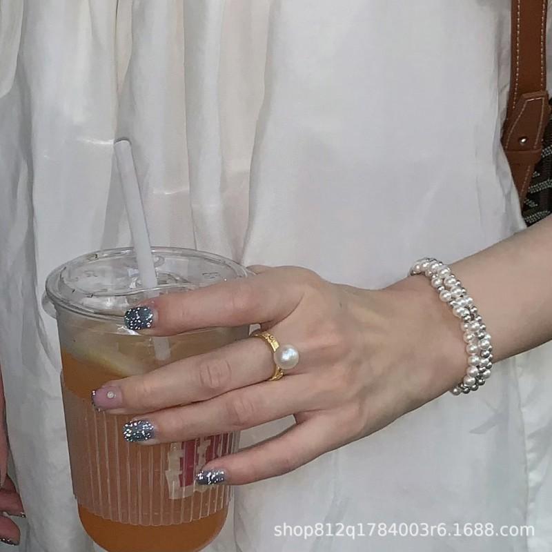 Layered Faux Pearl Bracelet Gray White Gradient Design Luxury Minimalist Jewelry Women