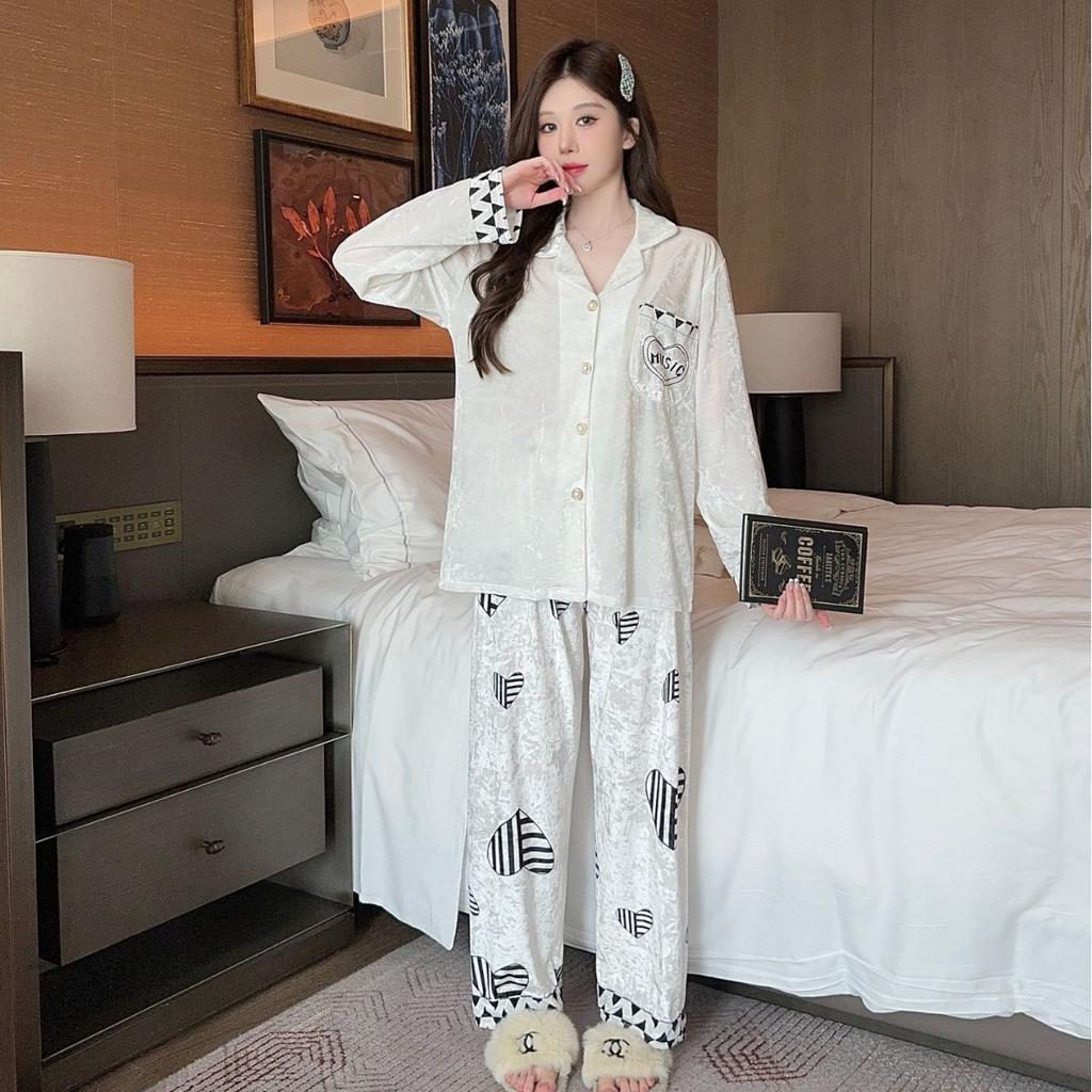 New golden velvet pajamas women's autumn fashion cardigan long-sleeved loungewear suit simple and generous can be worn outside pajamas