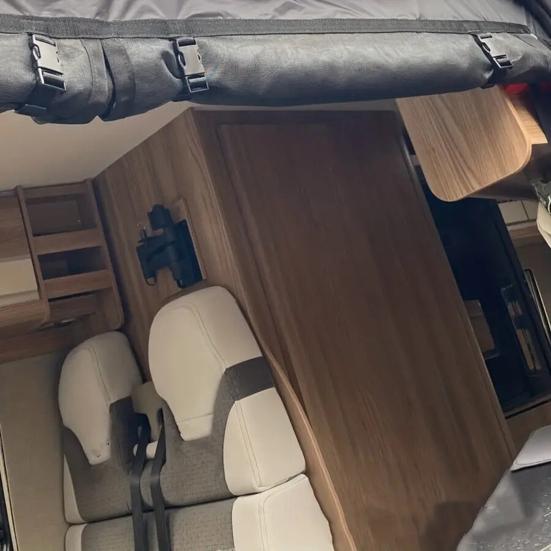 Magnetic Van Keeps Screen Extra Large Self-Closing with Car Window Mesh Cover Door Zipper Insects Out Protect Privacy