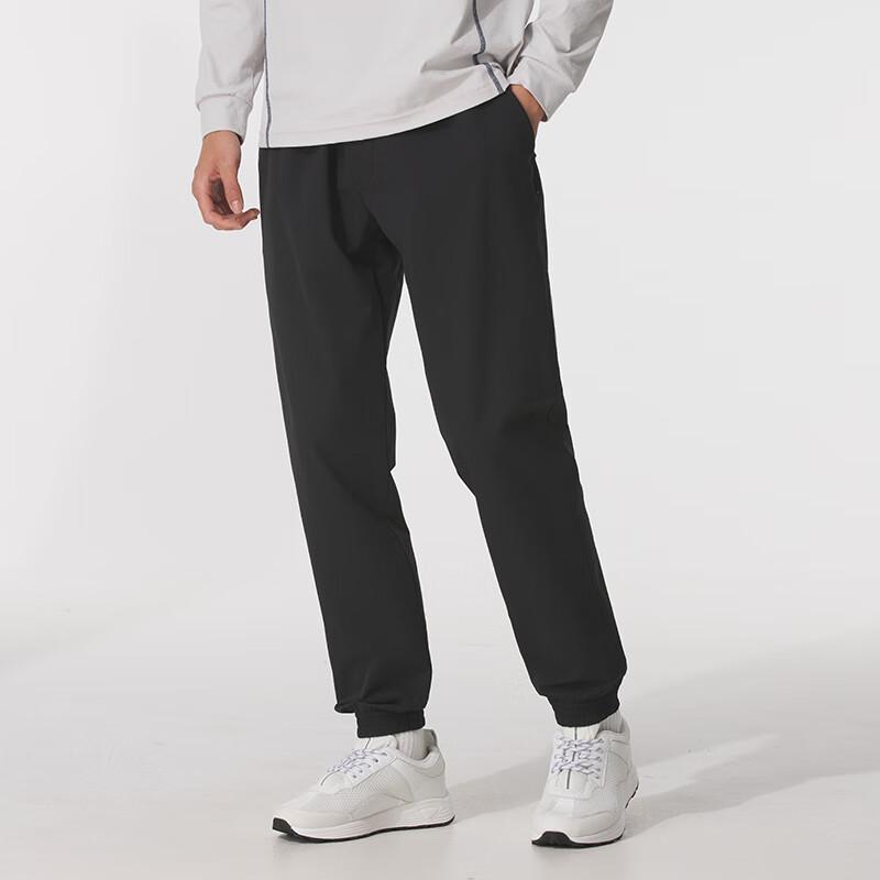 New Balance Casual Pants Men's Black Moderate Cuffed Pants