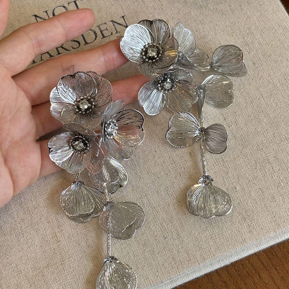 Преувеличенные женские серьги Темпераментные серьги-гвоздики Серьги с длинной кисточкой в виде большого цветка Ювелирные подарки