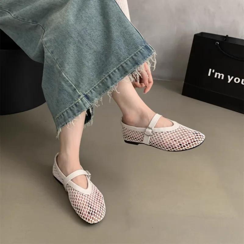 Fashion Summer Mesh Hollow Sandals Women Flats Shallow Loafers 2024 New Beach Walking Designer Shoes Comfort Retro Female Zapatillas
