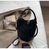 Fashion Handbag 2025 New Summer French Small Fresh Shoulder Messenger Bag Foreign Style Popular Bucket Bag Women's Bag