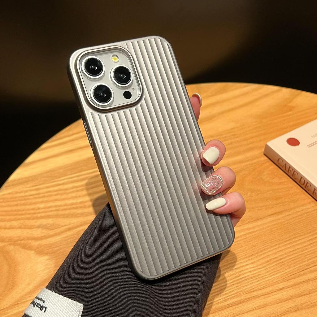 Frosted Anti-Fall Protective Case with Corrugated Light Shed Pattern for iPhone 16 Pro Max and Apple 5432