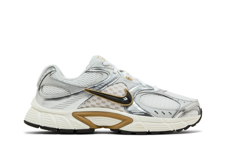 Nike V5 RNR Parachute Beige Metallic Pewter