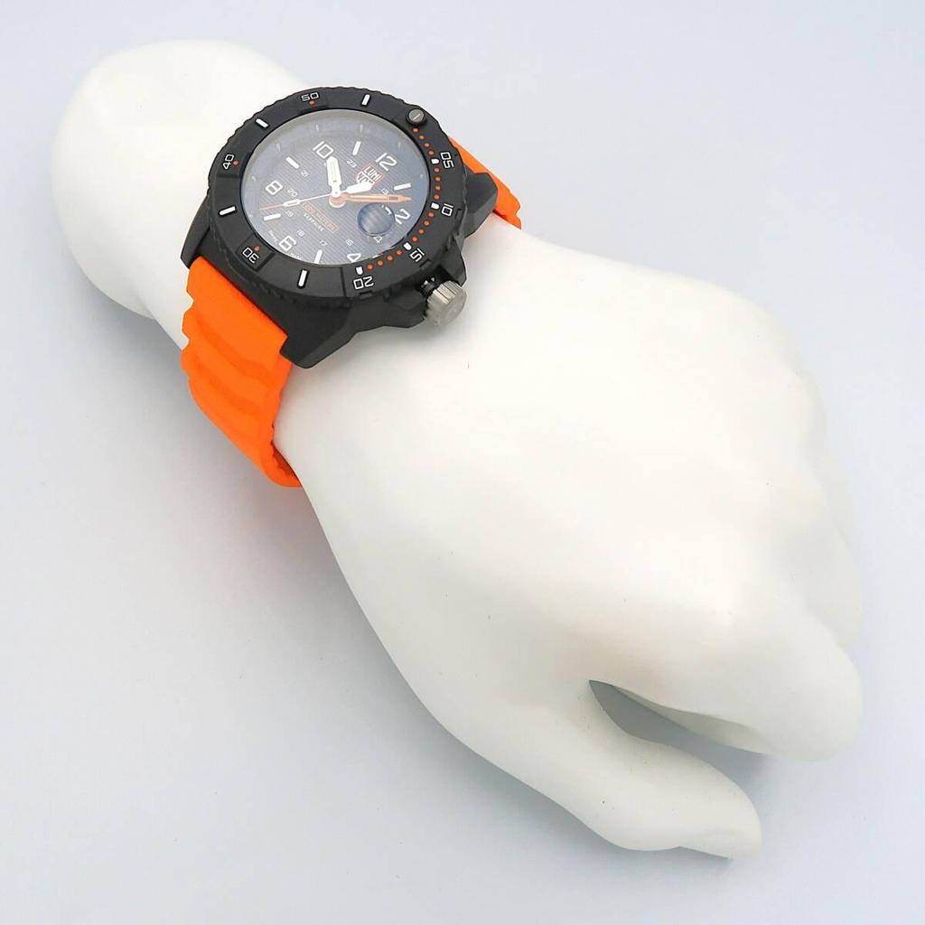 Б/у Luminox Luminox XS.3603 NAVY SEAL Оранжевый x Черный Военные часы Дайверские часы