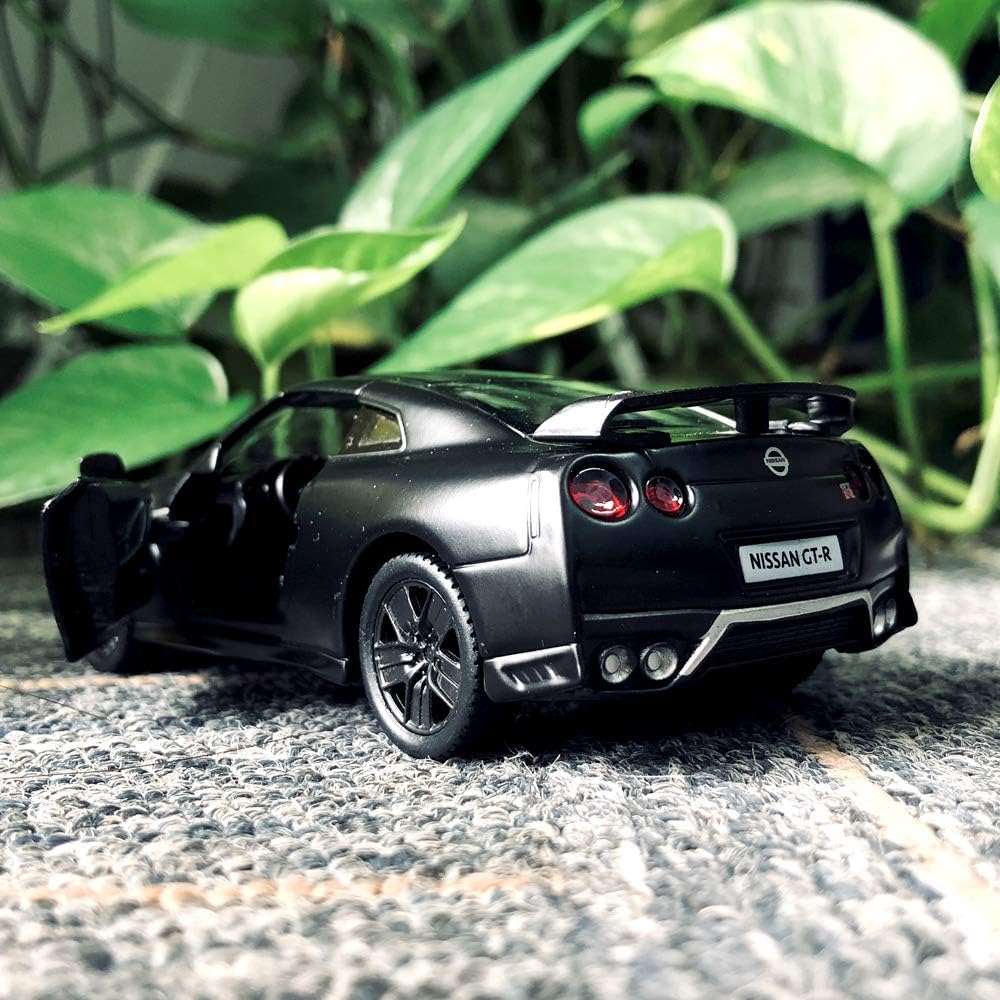 1/36 масштаб GTR R35, модель суперкара, игрушка из цинкового сплава, литые под давлением транспортные средства, детские игрушки для мальчиков и девочек 4, 5, 6 лет, подарок