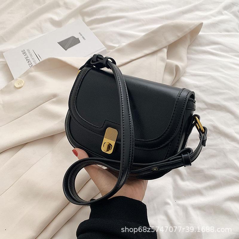 Underarm small bag 2025 new trendy fashion shoulder bag retro texture women's bag casual versatile messenger small square bag