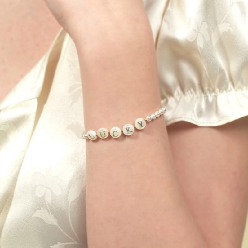 BONBEAU pearl initial gold beads Bracelet