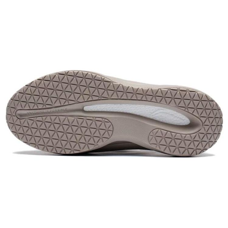 Li Ning Cloud Travel Fluffy Fabric Shock Absorbing Non-Slip Wear-Resistant Lightweight Low-Top Sports Casual Shoes Women Sneaker Gray AZGS146-2