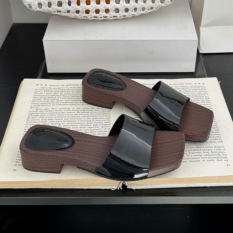 Fashion 2025 New Luxury Ladies Heeled Slippers Shoes Summer Beach Female Slides Sandals Fashion Square Toe Women Low Heel Slippers Shoes